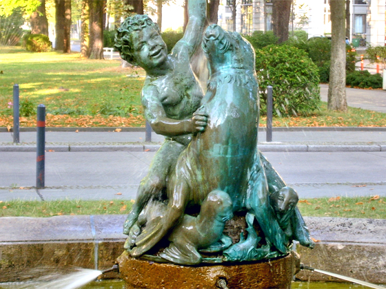 Seehund-Brunnen01