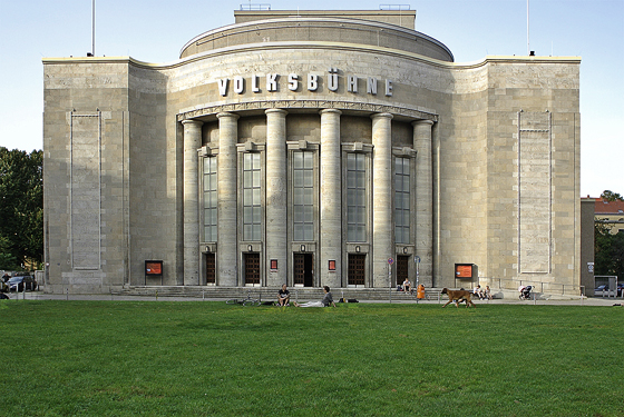 Volksbühne am Rosa-Luxemburg-Platz